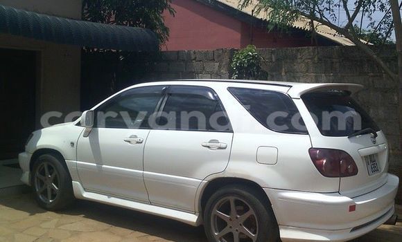 Acheter Occasion Voiture Toyota Harrier Blanc à Chipata, Zambie Acheter Occasion Voiture Toyota Harrier Blanc à Chipata, Zambie