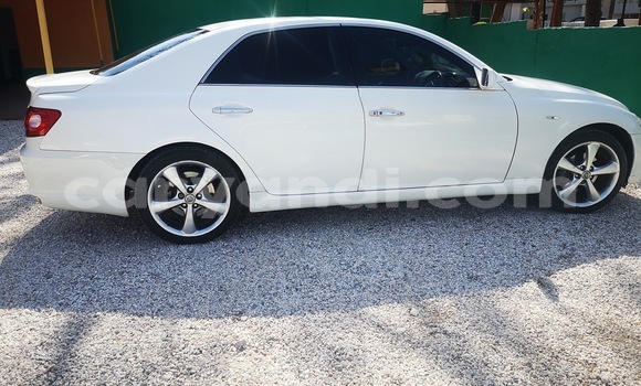 Acheter Occasion Voiture Toyota Mark X Blanc à Lusaka, Zambie Acheter Occasion Voiture Toyota Mark X Blanc à Lusaka, Zambie