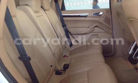 Tenga Tsaru Porsche Cayenne Chena Mota in Lusaka in Zambia Tenga Tsaru Porsche Cayenne Chena Mota in Lusaka in Zambia