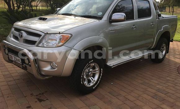 Buy Used Toyota Hilux Silver Car in Chipata in Zambia Buy Used Toyota Hilux Silver Car in Chipata in Zambia