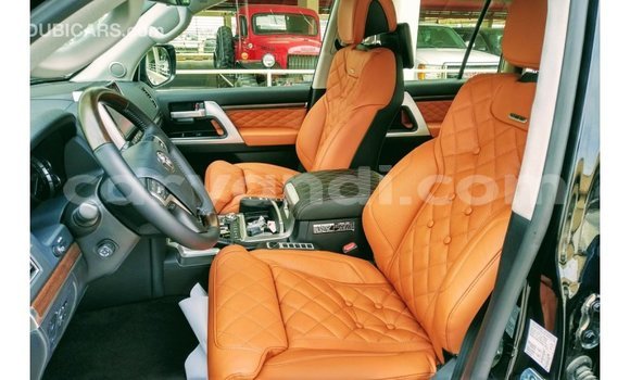 Tenga Imported Toyota Land Cruiser Nhema Mota in Import - Dubai in Zambia Tenga Imported Toyota Land Cruiser Nhema Mota in Import - Dubai in Zambia
