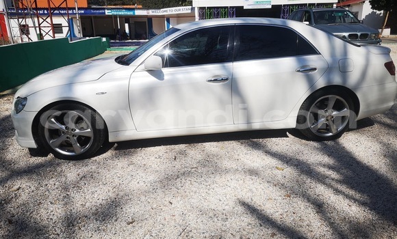 Acheter Occasion Voiture Toyota Mark X Blanc à Lusaka, Zambie Acheter Occasion Voiture Toyota Mark X Blanc à Lusaka, Zambie