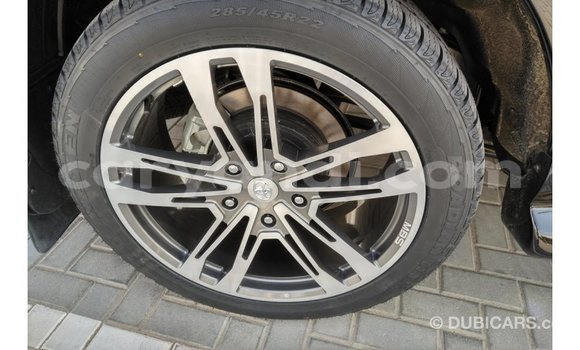 Acheter Import Voiture Toyota Land Cruiser Noir à Import - Dubai, Zambie Acheter Import Voiture Toyota Land Cruiser Noir à Import - Dubai, Zambie