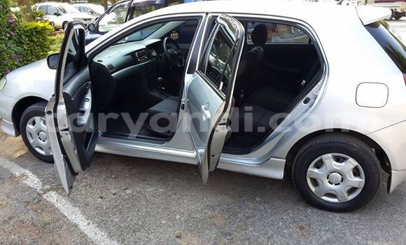 Acheter Occasion Voiture Toyota Runx Gris à Chipata, Zambie Acheter Occasion Voiture Toyota Runx Gris à Chipata, Zambie