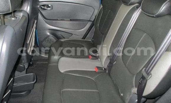 Tenga Tsaru Renault Captur Bhuruu Mota in Chingola in Zambia Tenga Tsaru Renault Captur Bhuruu Mota in Chingola in Zambia