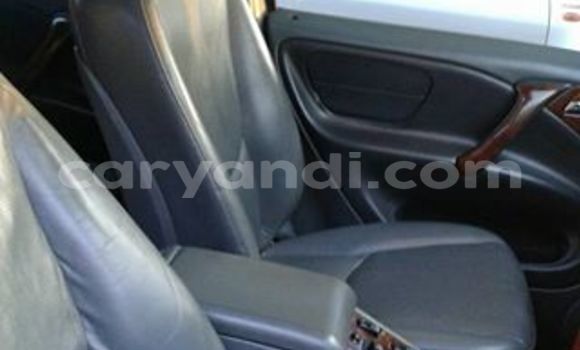 Acheter Occasion Voiture Mercedes‒Benz ML–Class Noir à Chipata, Zambie Acheter Occasion Voiture Mercedes‒Benz ML–Class Noir à Chipata, Zambie