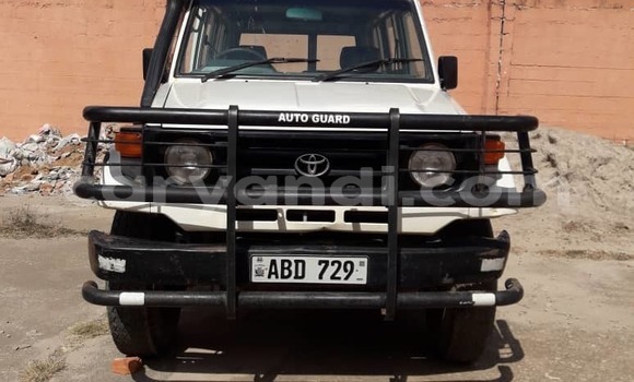 Buy Used Toyota Land Cruiser White Car in Lusaka in Zambia Buy Used Toyota Land Cruiser White Car in Lusaka in Zambia