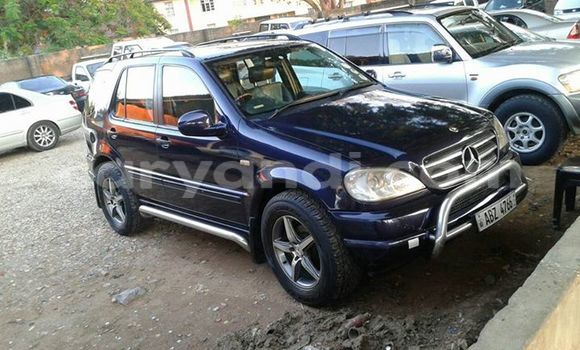 Acheter Occasion Voiture Mercedes‒Benz ML–Class Noir à Chipata, Zambie Acheter Occasion Voiture Mercedes‒Benz ML–Class Noir à Chipata, Zambie