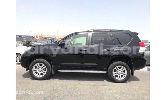 Nunua Imported Toyota Land Cruiser Nyeusi Gari ndani ya Import - Dubai nchini Zambia Nunua Imported Toyota Land Cruiser Nyeusi Gari ndani ya Import - Dubai nchini Zambia