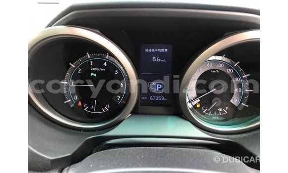 Nunua Imported Toyota Land Cruiser Nyeusi Gari ndani ya Import - Dubai nchini Zambia Nunua Imported Toyota Land Cruiser Nyeusi Gari ndani ya Import - Dubai nchini Zambia