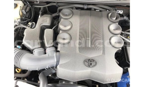 Nunua Imported Toyota Land Cruiser Nyeusi Gari ndani ya Import - Dubai nchini Zambia Nunua Imported Toyota Land Cruiser Nyeusi Gari ndani ya Import - Dubai nchini Zambia