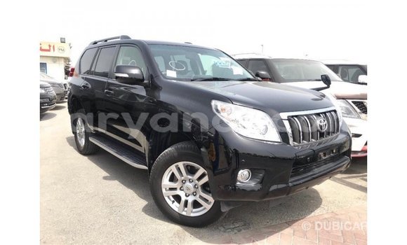 Nunua Imported Toyota Land Cruiser Nyeusi Gari ndani ya Import - Dubai nchini Zambia Nunua Imported Toyota Land Cruiser Nyeusi Gari ndani ya Import - Dubai nchini Zambia