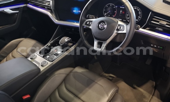 Acheter Occasion Voiture Volkswagen Touareg Bleu à Livingstone, Zambie Acheter Occasion Voiture Volkswagen Touareg Bleu à Livingstone, Zambie