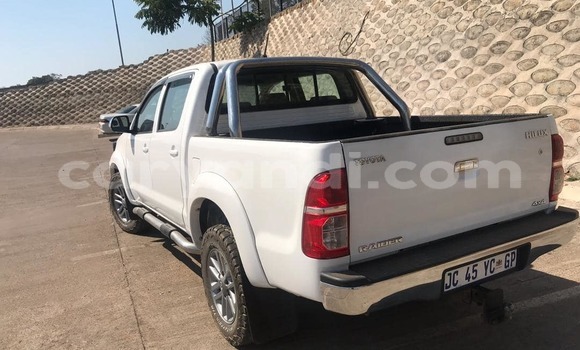 Buy Used Toyota Hilux White Car in Lusaka in Zambia Buy Used Toyota Hilux White Car in Lusaka in Zambia