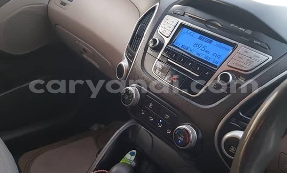 Buy Used Hyundai ix35 Red Car in Lusaka in Zambia Buy Used Hyundai ix35 Red Car in Lusaka in Zambia