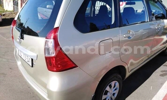 Acheter Occasion Voiture Toyota Avanza Autre à Lusaka, Zambie Acheter Occasion Voiture Toyota Avanza Autre à Lusaka, Zambie