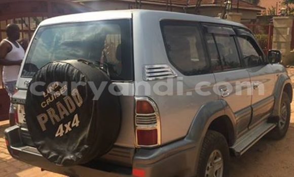 Acheter Occasion Voiture Toyota Prado Gris à Chipata, Zambie Acheter Occasion Voiture Toyota Prado Gris à Chipata, Zambie