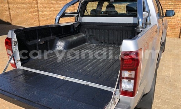 Acheter Occasion Voiture Isuzu KB Autre à Livingstone, Zambie Acheter Occasion Voiture Isuzu KB Autre à Livingstone, Zambie