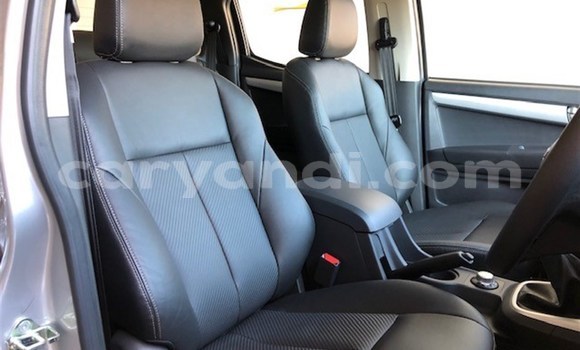 Acheter Occasion Voiture Isuzu KB Autre à Livingstone, Zambie Acheter Occasion Voiture Isuzu KB Autre à Livingstone, Zambie