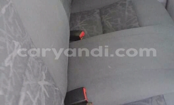 Acheter Occasion Voiture Isuzu KB Blanc à Lusaka, Zambie Acheter Occasion Voiture Isuzu KB Blanc à Lusaka, Zambie