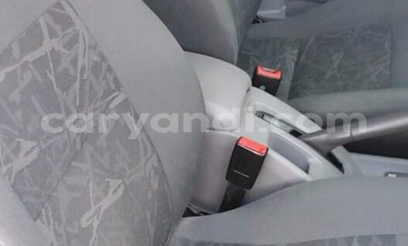 Acheter Occasion Voiture Isuzu KB Blanc à Lusaka, Zambie Acheter Occasion Voiture Isuzu KB Blanc à Lusaka, Zambie