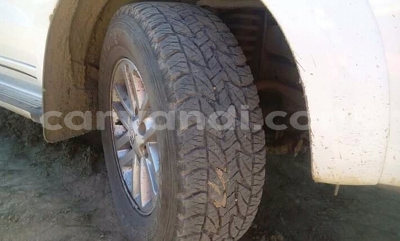 Acheter Occasion Voiture Isuzu KB Blanc à Lusaka, Zambie Acheter Occasion Voiture Isuzu KB Blanc à Lusaka, Zambie