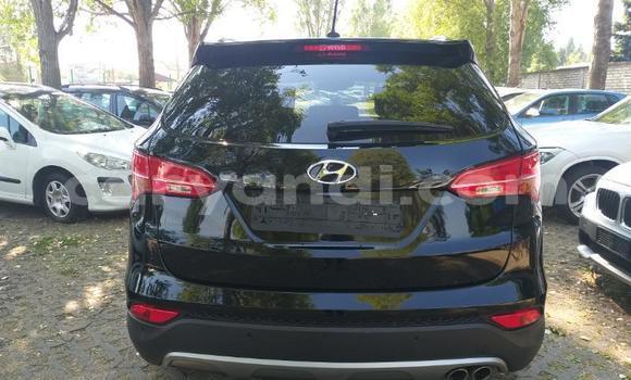 Acheter Occasion Voiture Hyundai Santa Fe Noir à Lusaka, Zambie Acheter Occasion Voiture Hyundai Santa Fe Noir à Lusaka, Zambie