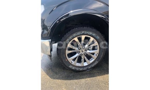 Nunua Imported Ford Club Wagon Nyeusi Gari ndani ya Import - Dubai nchini Zambia Nunua Imported Ford Club Wagon Nyeusi Gari ndani ya Import - Dubai nchini Zambia