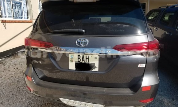 Acheter Neuf Voiture Toyota Fortuner Noir à Lusaka, Zambie Acheter Neuf Voiture Toyota Fortuner Noir à Lusaka, Zambie