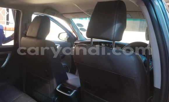 Acheter Neuf Voiture Toyota Fortuner Noir à Lusaka, Zambie Acheter Neuf Voiture Toyota Fortuner Noir à Lusaka, Zambie