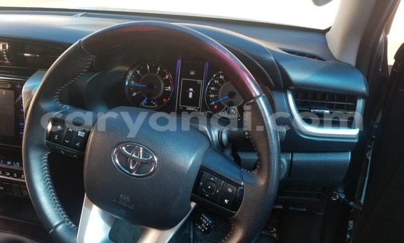 Acheter Neuf Voiture Toyota Fortuner Noir à Lusaka, Zambie Acheter Neuf Voiture Toyota Fortuner Noir à Lusaka, Zambie