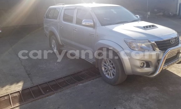 Buy Used Toyota Hilux Beige Car in Lusaka in Zambia Buy Used Toyota Hilux Beige Car in Lusaka in Zambia