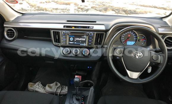 Acheter Occasion Voiture Toyota RAV4 Blanc à Lusaka, Zambie Acheter Occasion Voiture Toyota RAV4 Blanc à Lusaka, Zambie