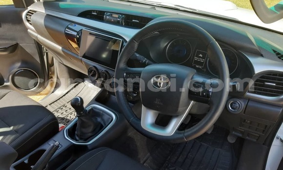 Buy Used Toyota Hilux White Car in Lusaka in Zambia Buy Used Toyota Hilux White Car in Lusaka in Zambia