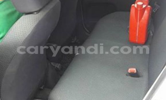 Buy Used Toyota Vitz White Car in Chipata in Zambia Buy Used Toyota Vitz White Car in Chipata in Zambia