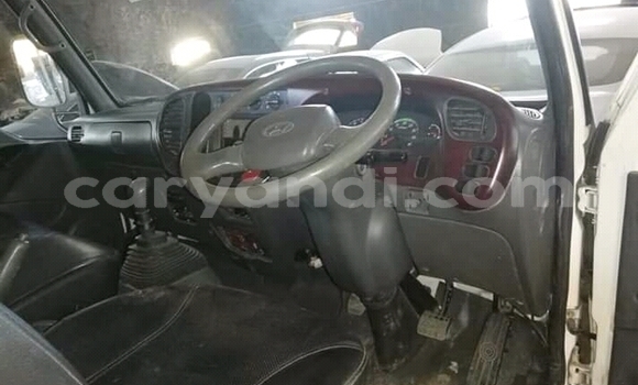 Acheter Occasion Utilitaire Hyundai Chorus Blanc à Chingola, Zambie Acheter Occasion Utilitaire Hyundai Chorus Blanc à Chingola, Zambie