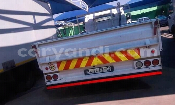 Acheter Occasion Utilitaire Nissan UD Blanc à Choma, Du sud Acheter Occasion Utilitaire Nissan UD Blanc à Choma, Du sud