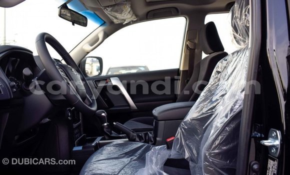 Acheter Import Voiture Toyota Land Cruiser Noir à Import - Dubai, Zambie Acheter Import Voiture Toyota Land Cruiser Noir à Import - Dubai, Zambie