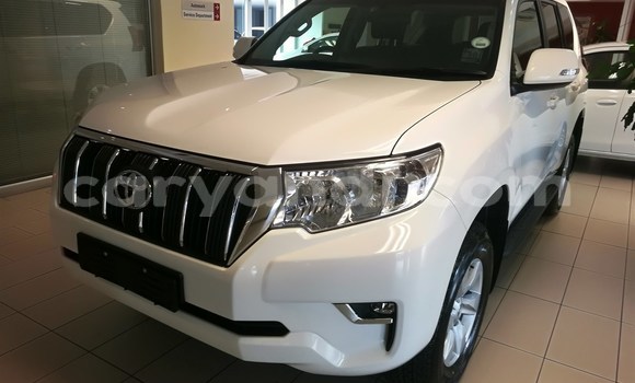 Nunua Ilio tumika Toyota Prado Nyeupe Gari ndani ya Chingola nchini Zambia Nunua Ilio tumika Toyota Prado Nyeupe Gari ndani ya Chingola nchini Zambia