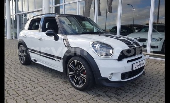 Buy Used MINI Countryman White Car in Livingstone in Zambia