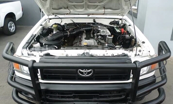 Acheter Occasion Voiture Toyota Land Cruiser Blanc à Livingstone, Zambie Acheter Occasion Voiture Toyota Land Cruiser Blanc à Livingstone, Zambie