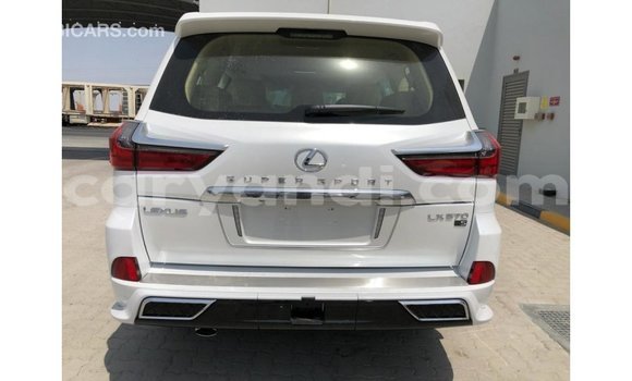 Tenga Imported Lexus LX Chena Mota in Import - Dubai in Zambia Tenga Imported Lexus LX Chena Mota in Import - Dubai in Zambia