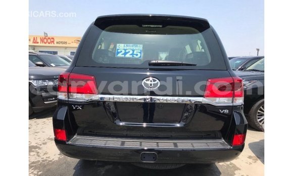 Acheter Import Voiture Toyota Land Cruiser Noir à Import - Dubai, Zambie Acheter Import Voiture Toyota Land Cruiser Noir à Import - Dubai, Zambie