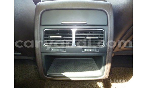 Tenga Imported Volkswagen Touareg Bhurawuni Mota in Import - Dubai in Zambia Tenga Imported Volkswagen Touareg Bhurawuni Mota in Import - Dubai in Zambia