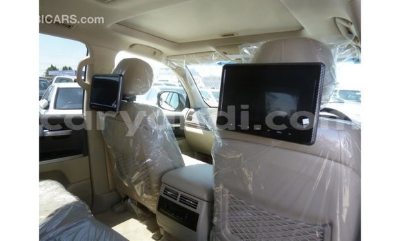 Nunua Imported Toyota Land Cruiser Nyeupe Gari ndani ya Import - Dubai nchini Zambia Nunua Imported Toyota Land Cruiser Nyeupe Gari ndani ya Import - Dubai nchini Zambia