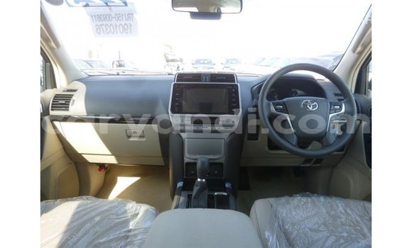 Nunua Imported Toyota Prado Nyeusi Gari ndani ya Import - Dubai nchini Zambia Nunua Imported Toyota Prado Nyeusi Gari ndani ya Import - Dubai nchini Zambia