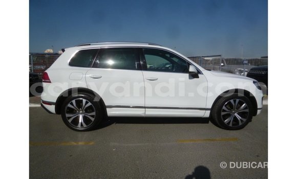 Buy Import Volkswagen Touareg White Car in Import - Dubai in Zambia Buy Import Volkswagen Touareg White Car in Import - Dubai in Zambia