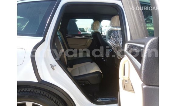 Buy Import Volkswagen Touareg White Car in Import - Dubai in Zambia Buy Import Volkswagen Touareg White Car in Import - Dubai in Zambia