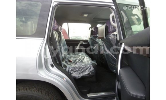 Nunua Imported Toyota Land Cruiser Nyingine Gari ndani ya Import - Dubai nchini Zambia Nunua Imported Toyota Land Cruiser Nyingine Gari ndani ya Import - Dubai nchini Zambia