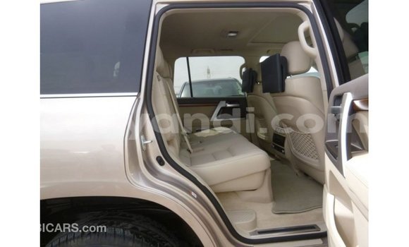 Nunua Imported Toyota Land Cruiser Nyingine Gari ndani ya Import - Dubai nchini Zambia Nunua Imported Toyota Land Cruiser Nyingine Gari ndani ya Import - Dubai nchini Zambia